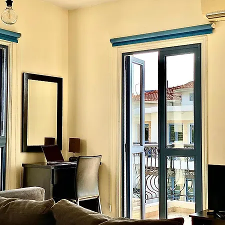 Dekhelia For 4 Persons Apartament *