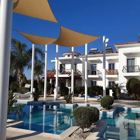 Dekhelia For 4 Persons Apartament *